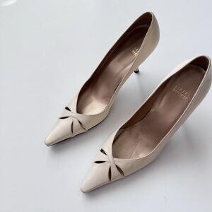 Stuart Weitzman Idoal Pumps Opal Ivory 9.5 Leather Pointed Toe Minimalist